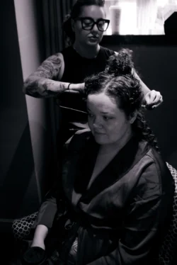 hair styling for wedding - Karyn Rudance styling the brides hair